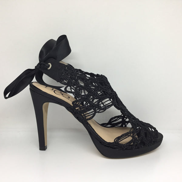 Neo Waltz Black Heel