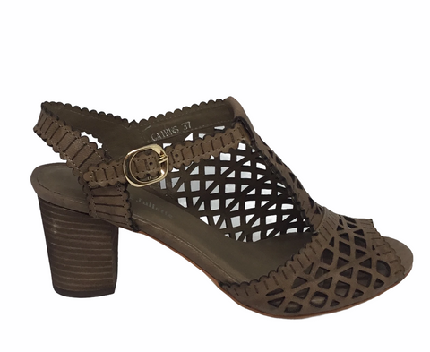 Django & Juliette Cairns ~ Black ~ Taupe